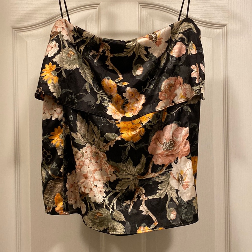 Beautiful silk like strapless top